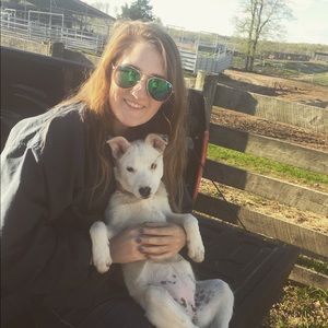 Meet your Posher, Sara